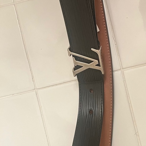 Louis Vuitton Épi Black Belt - Picture 3 of 6